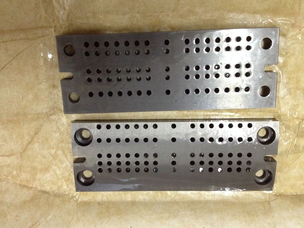 Hauni Protos Machine Wolframcarbide Saugplatte 124×33×6,7mm für Tabakmaschinen